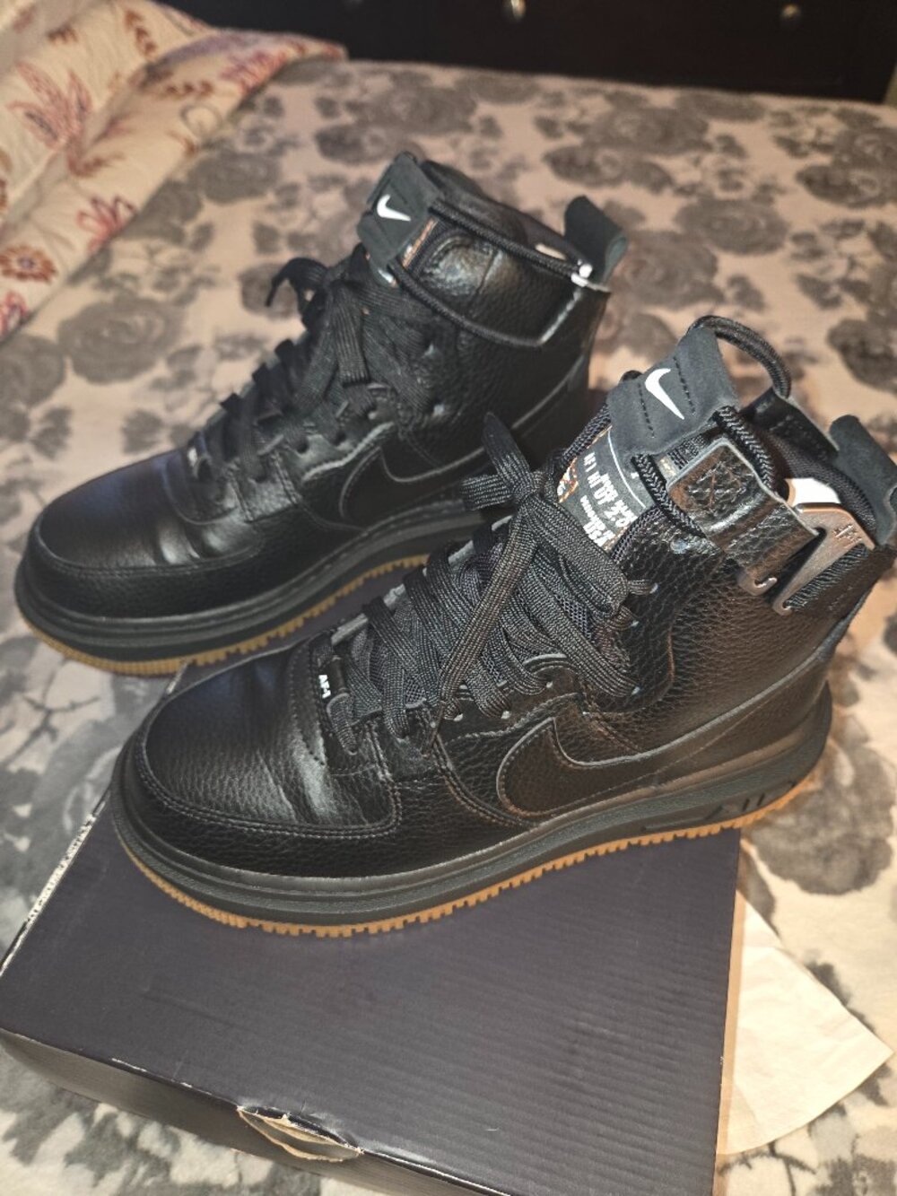 Women's Nike AF1 HI UT 2.0